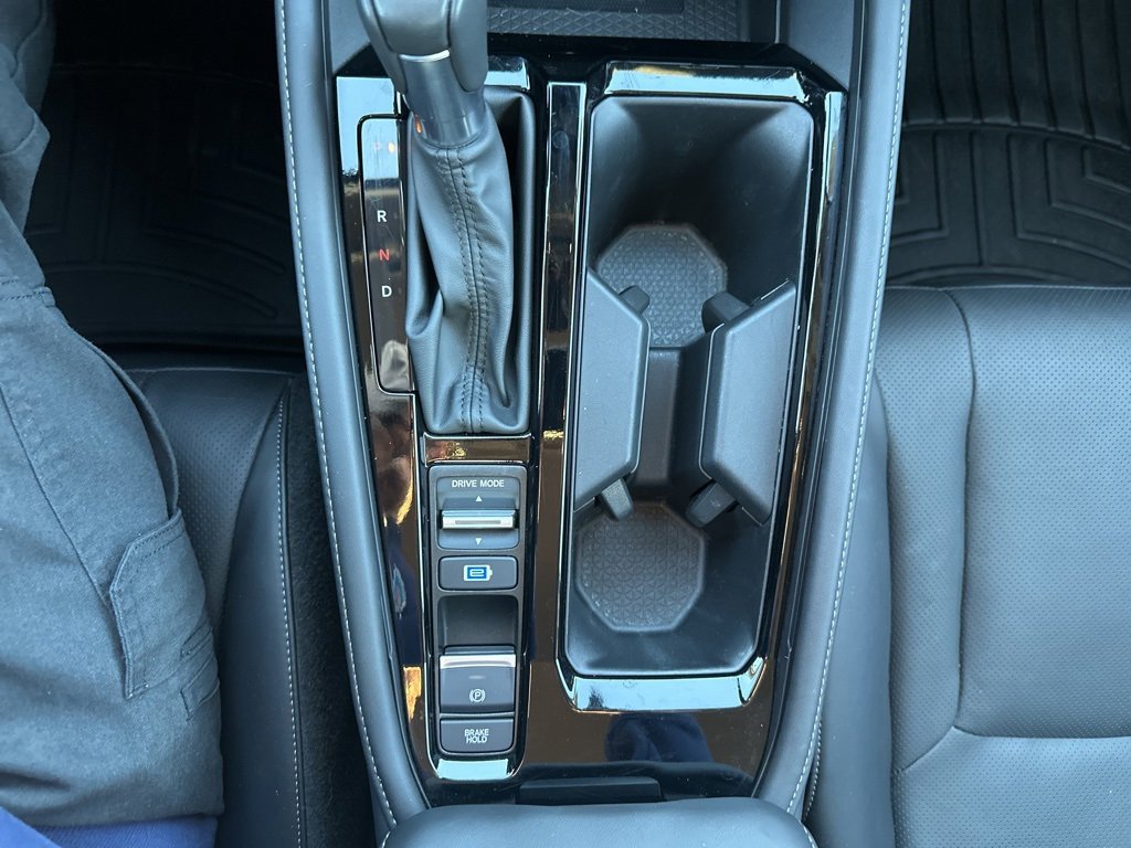 Used 2023 Honda Accord Touring image 6