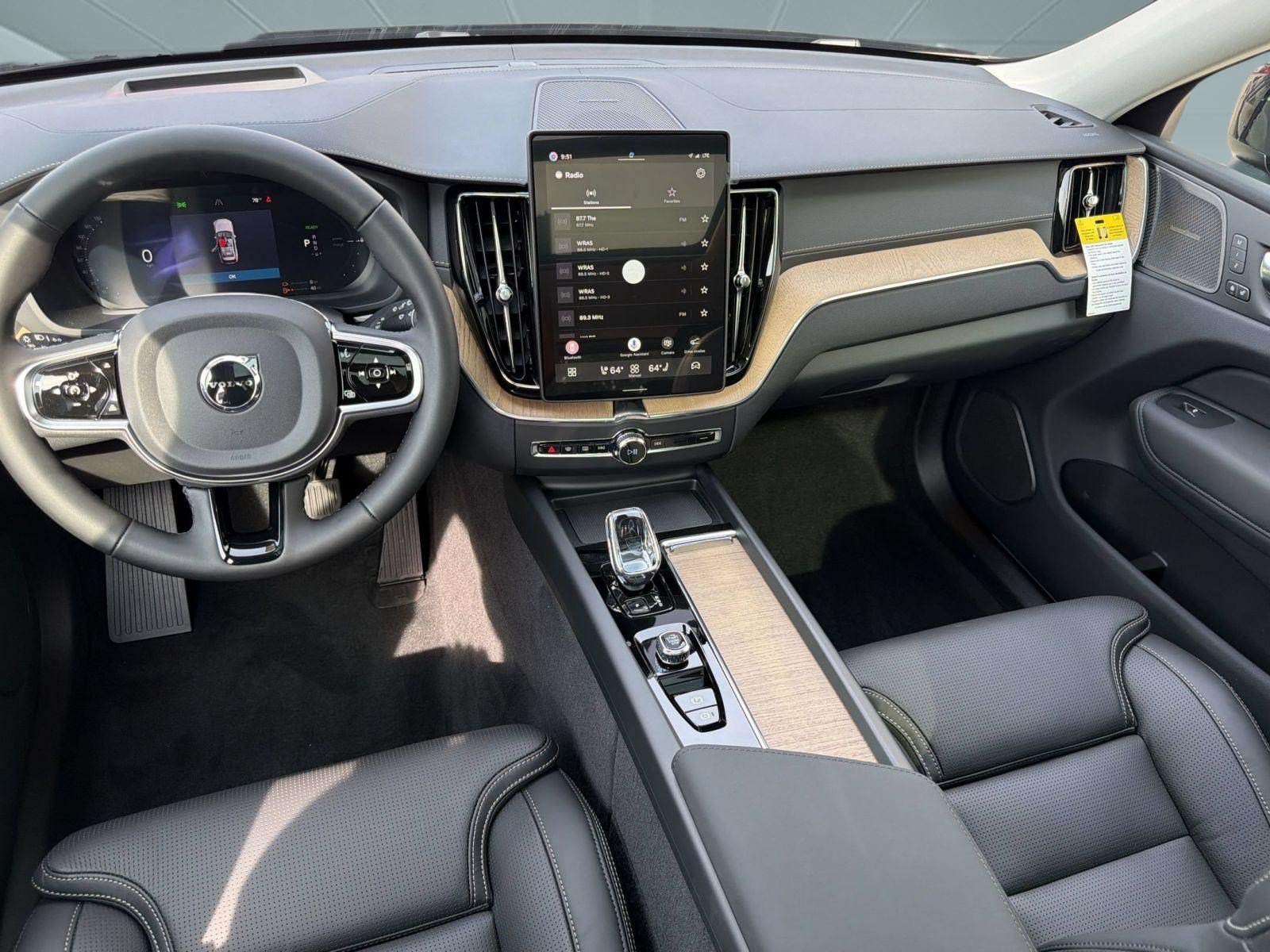 New 2026 Volvo XC60 T8 Ultra w/ Climate Package AWD/4WD image 26