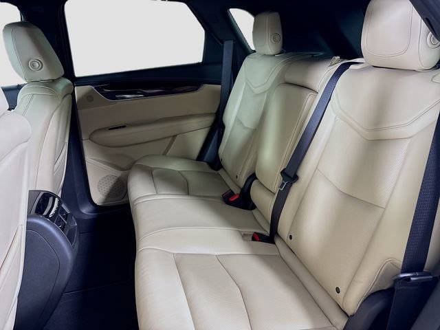Used 2017 Cadillac XT5 Premium Luxury w/ Driver Assist Package image 26