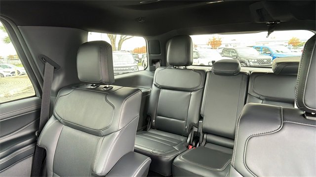 New 2025 Ford Expedition Platinum w/ Stealth Performance Package image 11