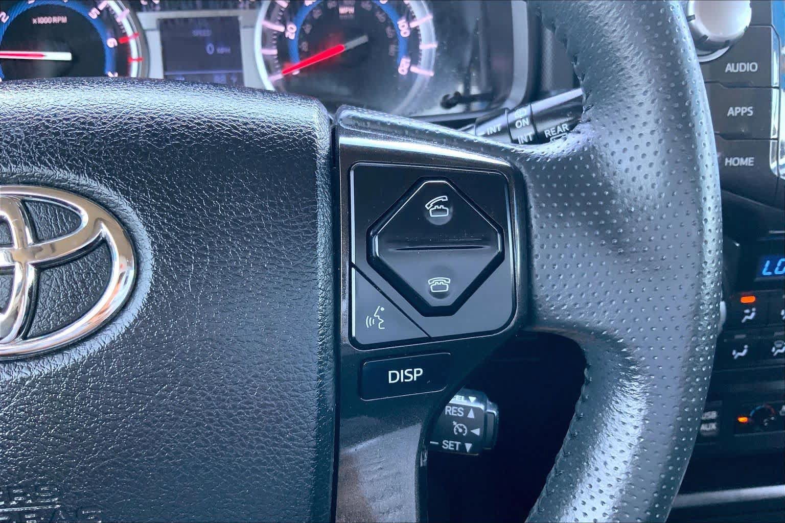 Used 2019 Toyota 4Runner Limited AWD/4WD image 25