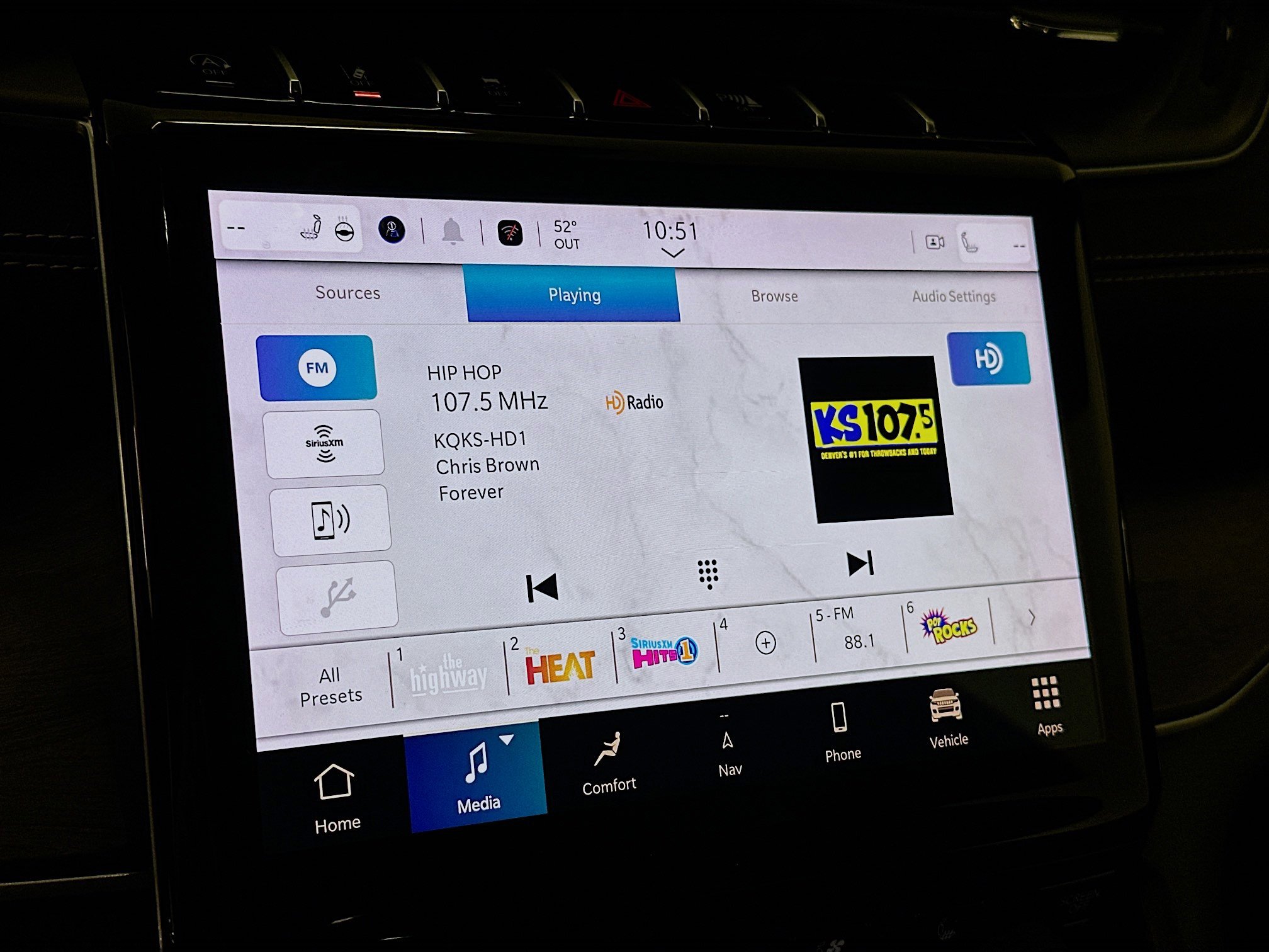 Used 2024 Jeep Grand Cherokee L Limited w/ Luxury Tech Group II image 21