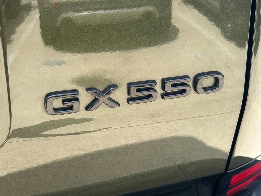 Used 2025 Lexus GX 550 AWD/4WD image 13