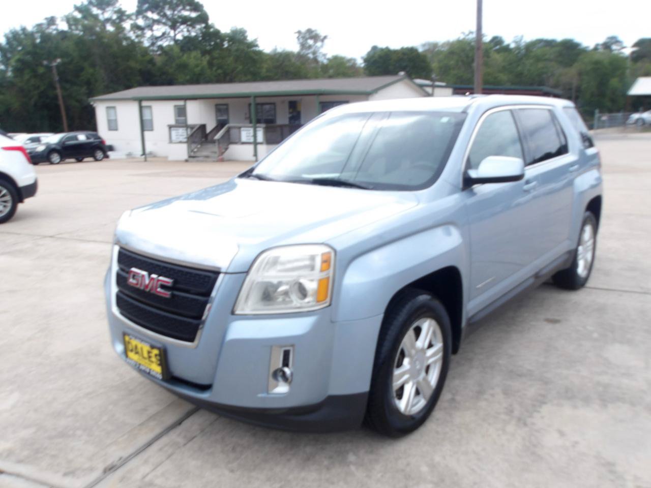Used 2015 GMC Terrain SLE FWD image 2