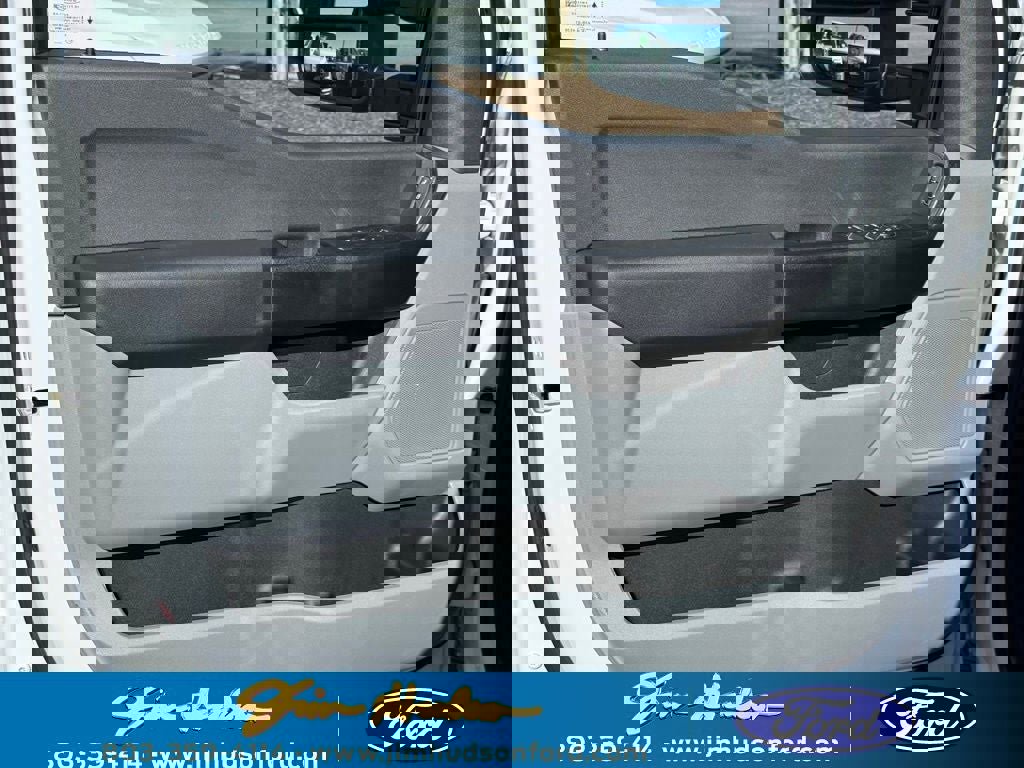 New 2026 Ford F250 XL w/ XL Chrome Package image 11