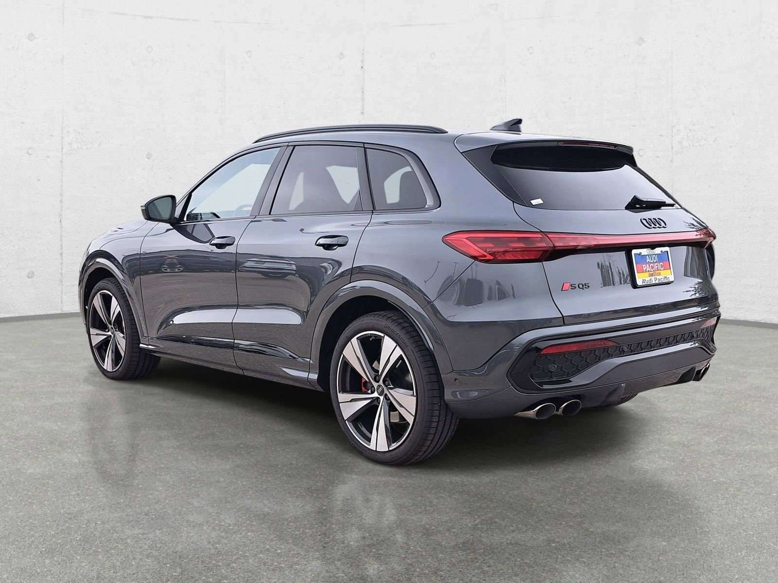 New 2025 Audi SQ5 Premium Plus AWD/4WD image 7