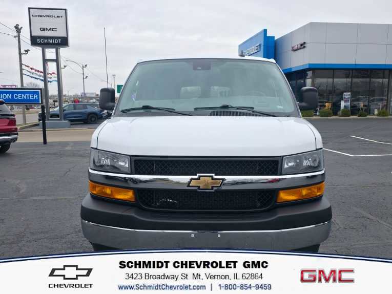 Used 2025 Chevrolet Express 3500 LT w/ LT Preferred Equipment Group video 2