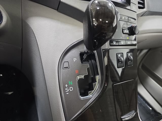 Used 2015 Toyota Venza Limited AWD/4WD image 23