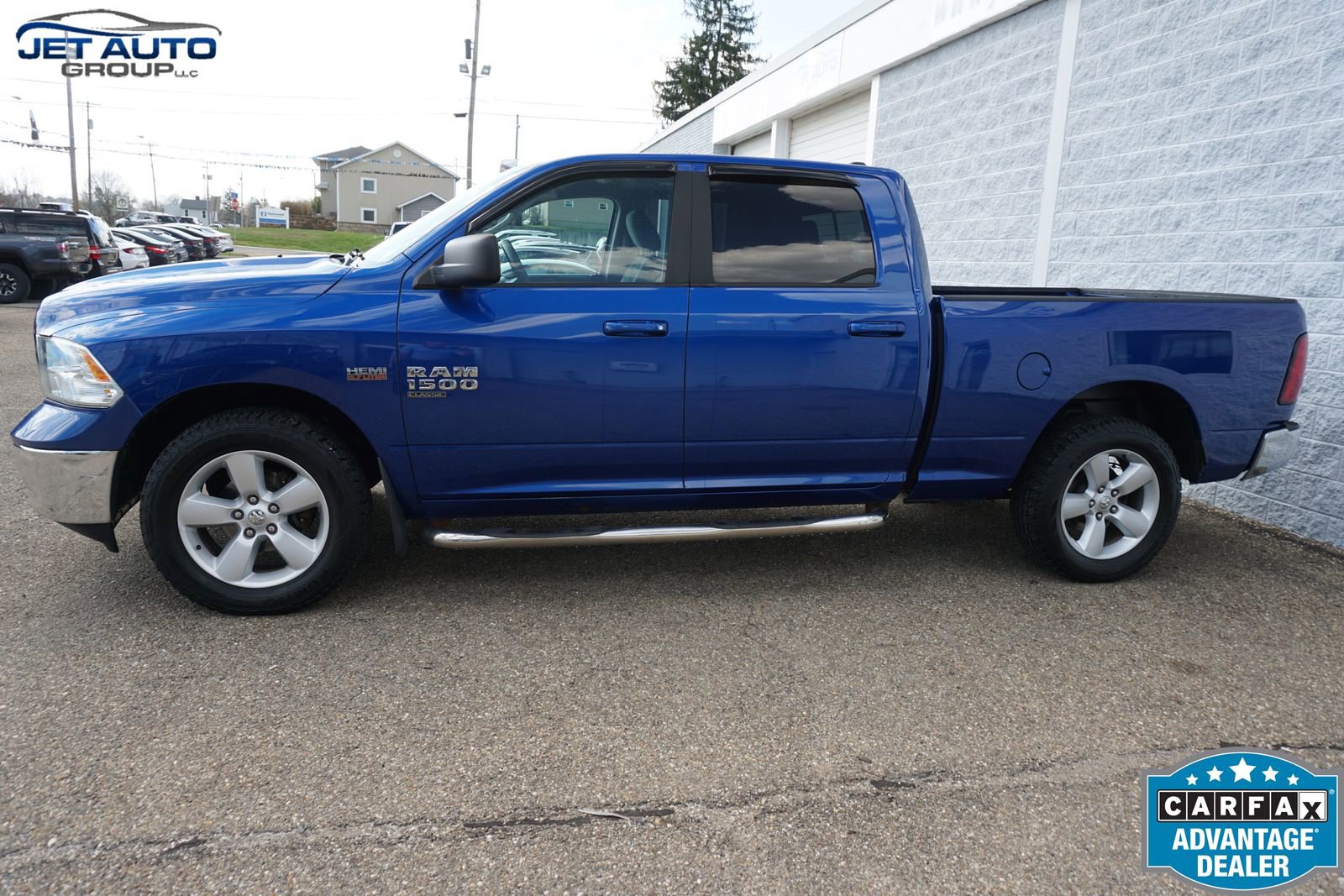Used 2019 RAM 1500 Classic SLT AWD/4WD image 4