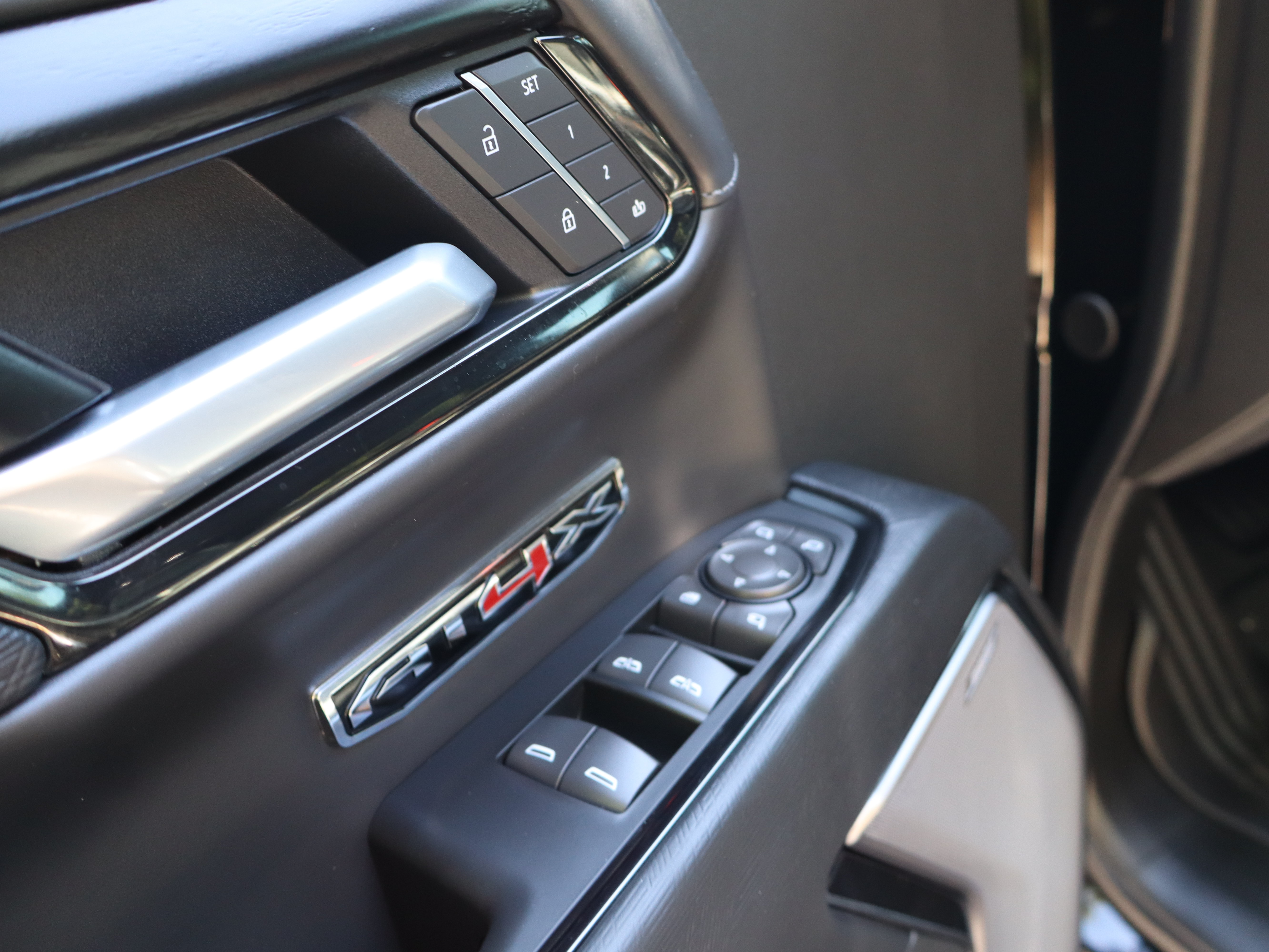 New 2026 GMC Sierra 1500 AT4X AWD/4WD image 18