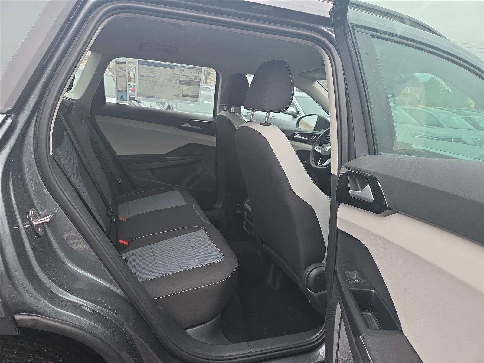 New 2026 Volkswagen Taos S image 31