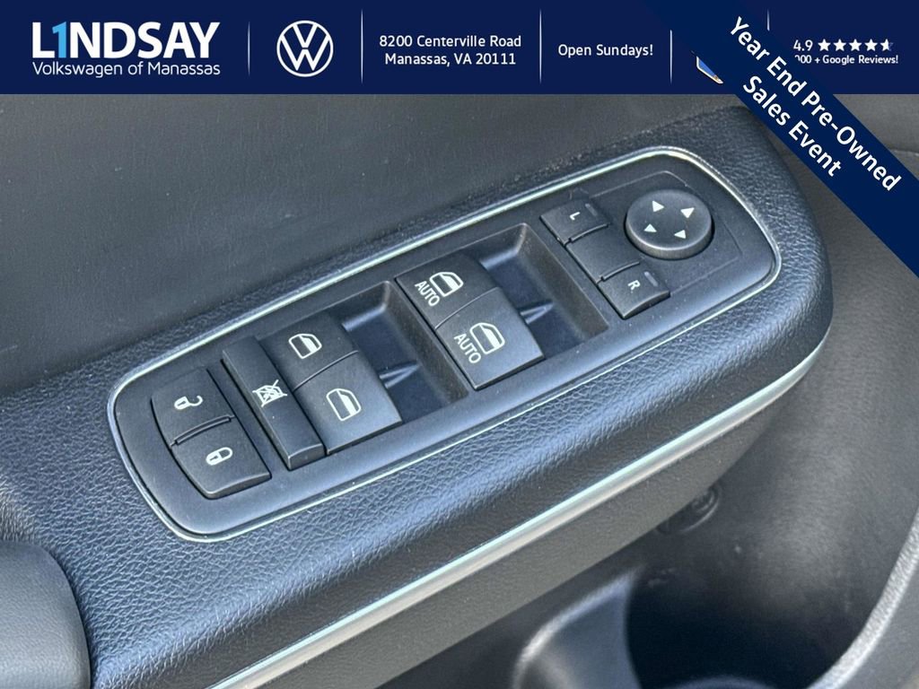 Used 2015 Chrysler 300 Limited w/ 300 Premium Group image 19