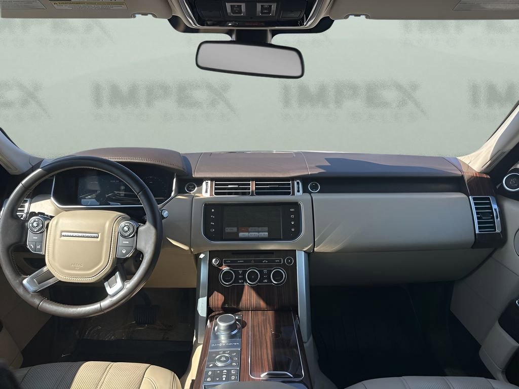 Used 2016 Land Rover Range Rover HSE image 12