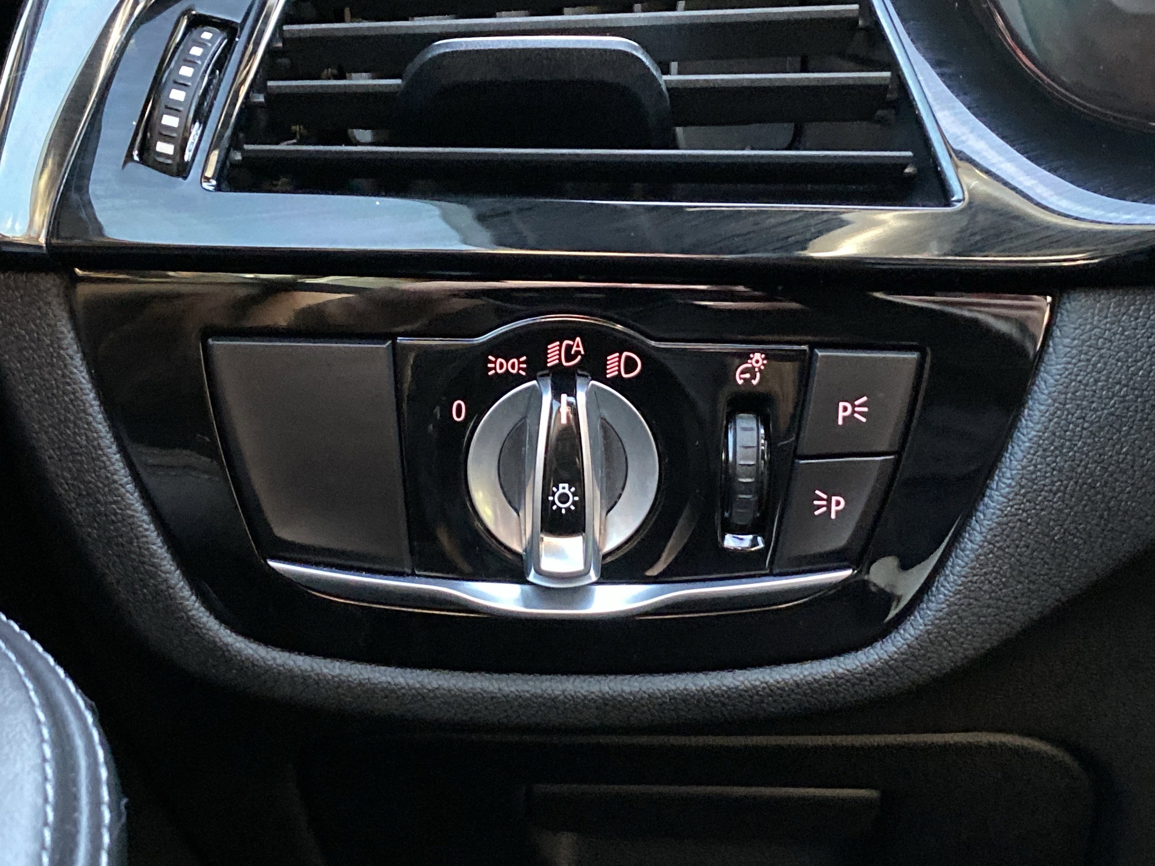 Used 2021 BMW M5 w/ Executive Package image 35