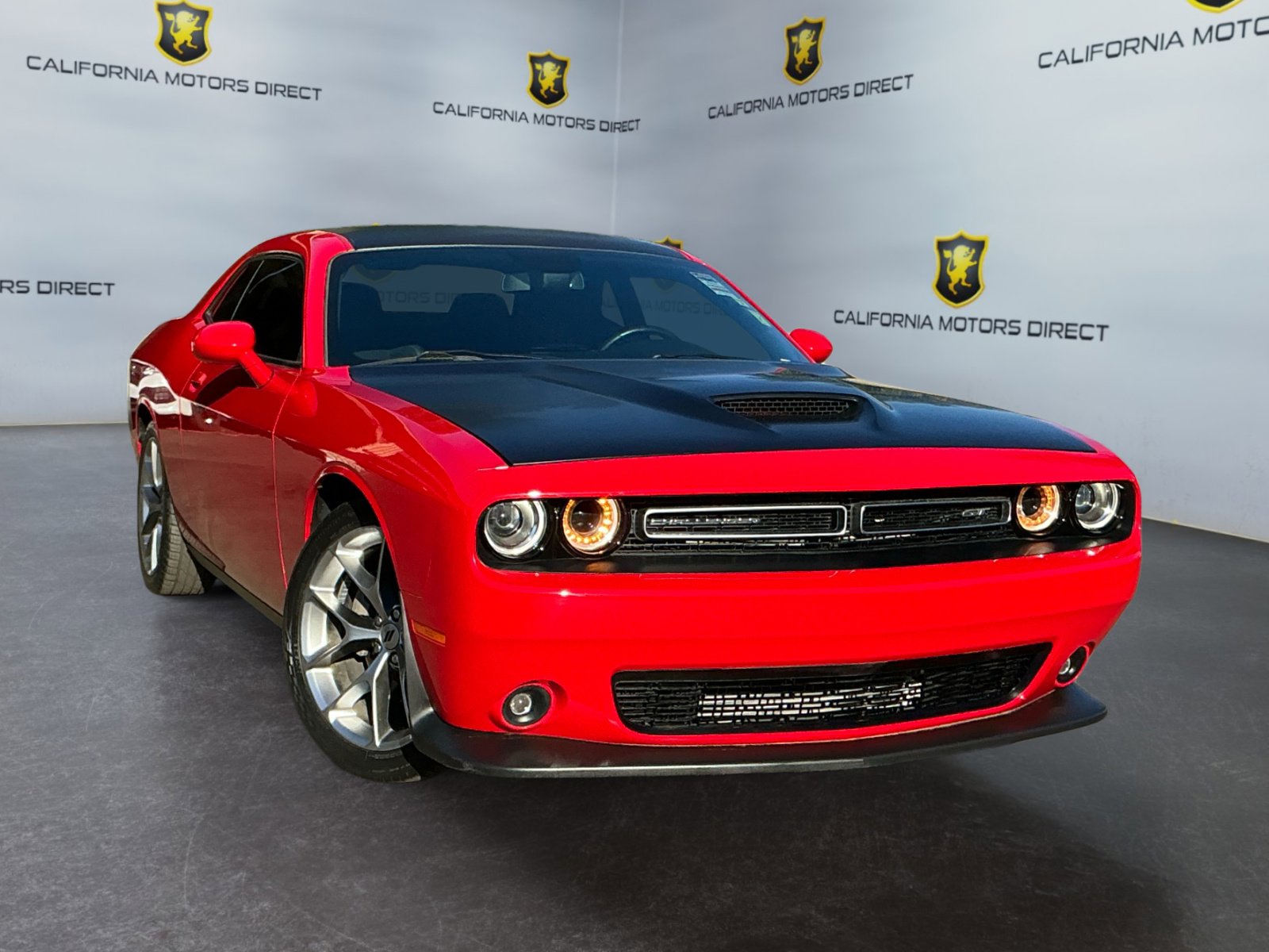 Used 2019 Dodge Challenger GT w/ Plus Package image 3
