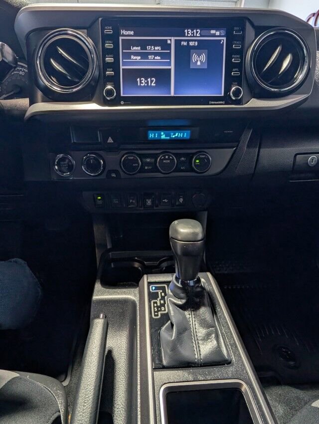 Used 2023 Toyota Tacoma TRD Sport w/ Technology Package image 16