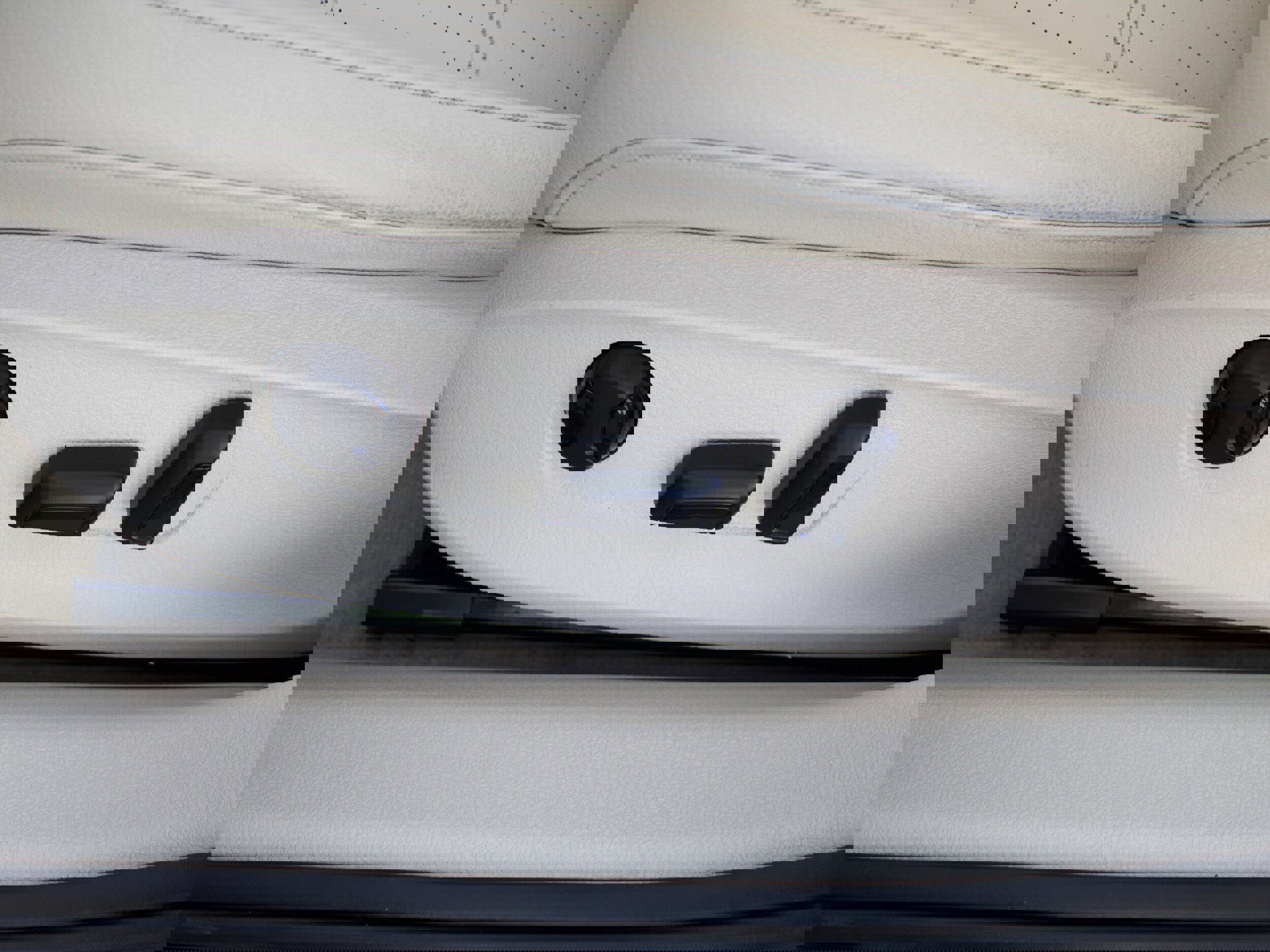 Used 2015 Volkswagen Passat TDI SE image 13