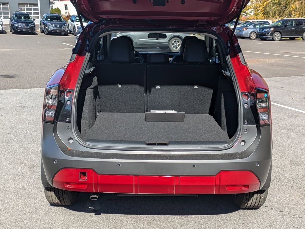 New 2026 Nissan Kicks SR w/ SR Premium Package AWD/4WD image 19