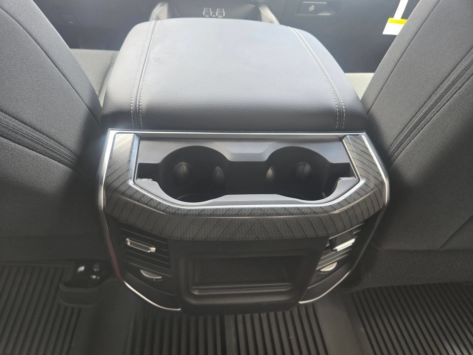 New 2026 RAM 2500 Big Horn AWD/4WD image 6