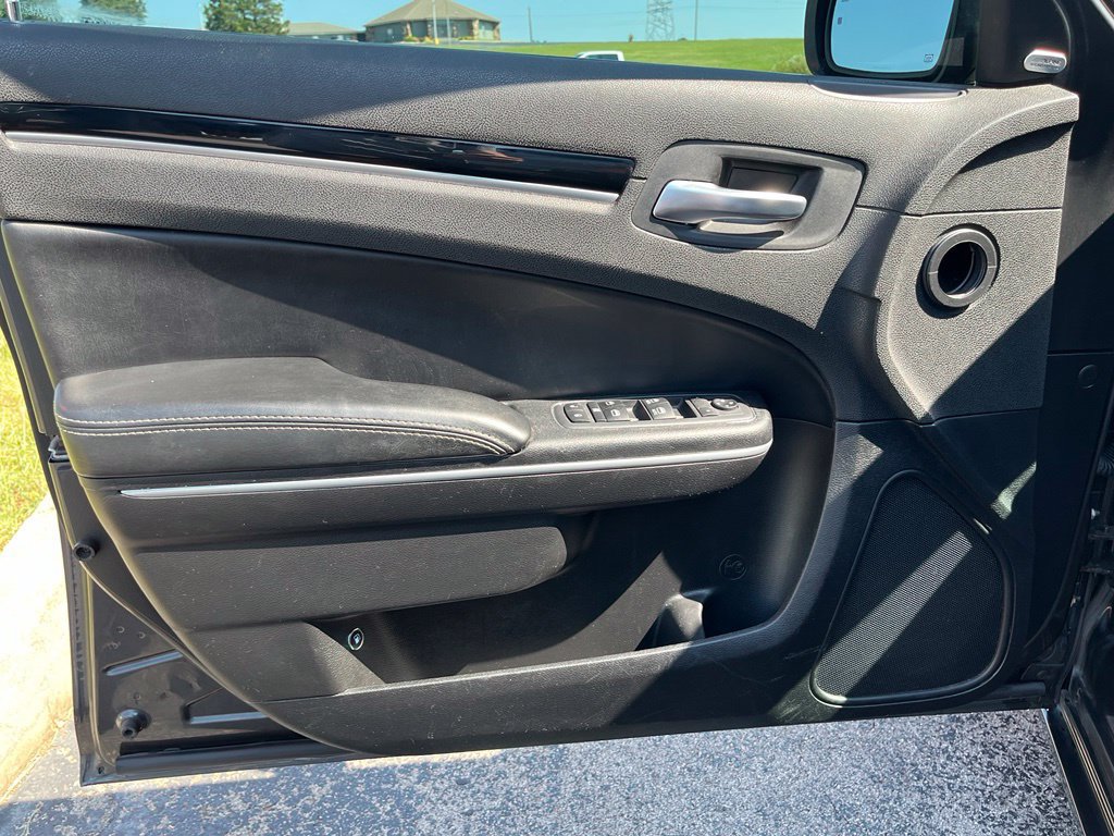 Used 2021 Chrysler 300 S RWD image 15