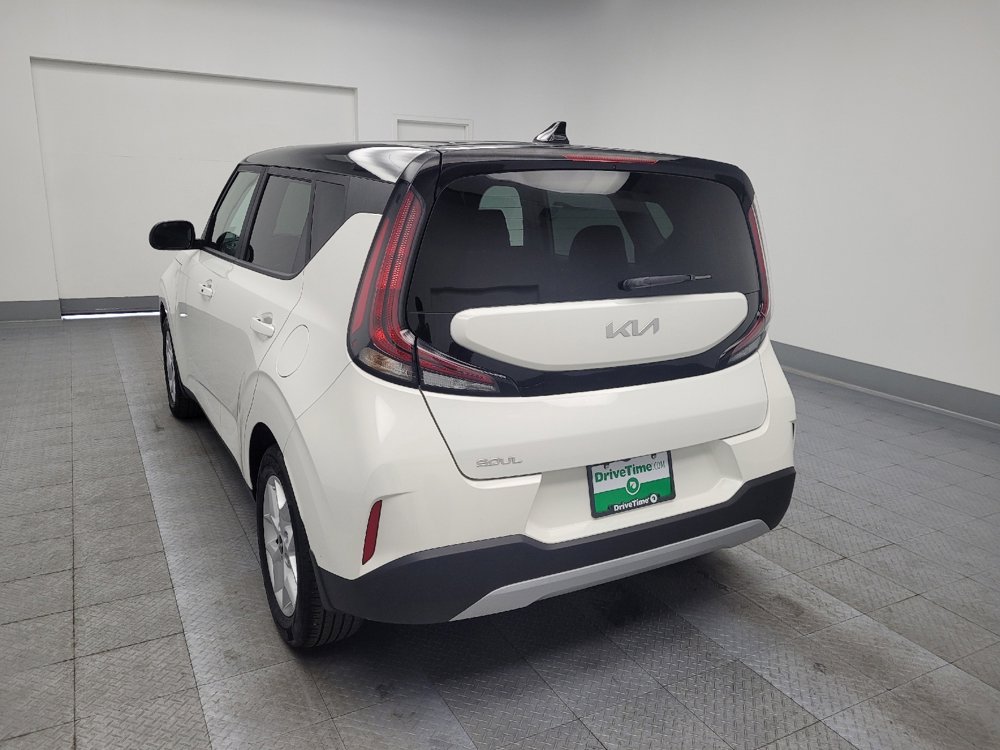 Used 2023 Kia Soul S image 6