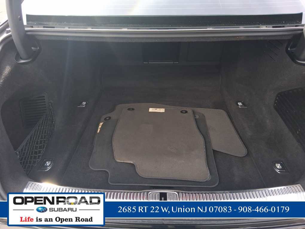 Used 2020 Audi S8 L w/ S8 Executive Package image 9