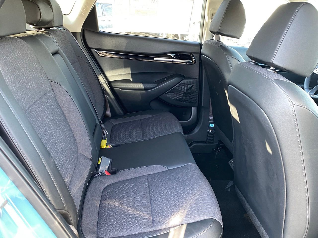 New 2026 Kia Seltos S FWD image 22
