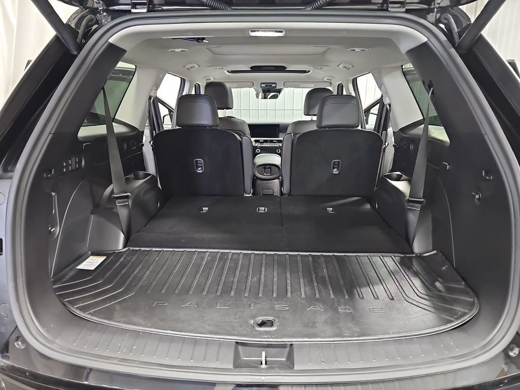 Certified 2026 Hyundai Palisade Limited AWD/4WD image 14