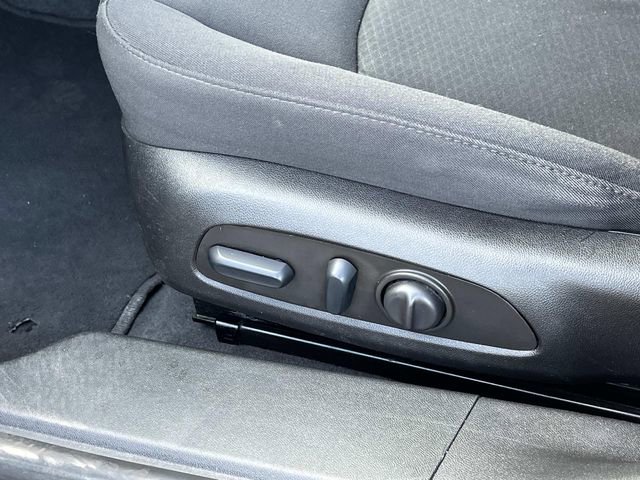 Used 2022 Chevrolet Malibu LT image 25