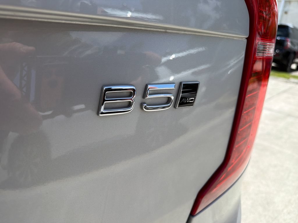 Used 2023 Volvo XC90 B5 Plus w/ Protection Package Premier AWD/4WD image 10