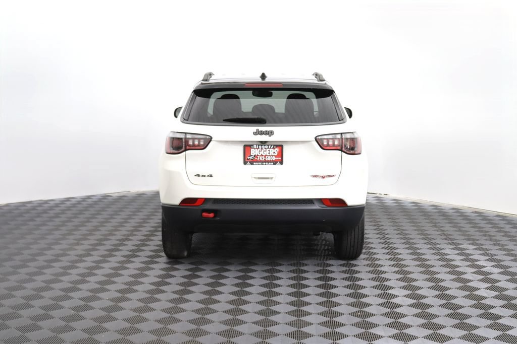 Used 2019 Jeep Compass Trailhawk AWD/4WD image 6
