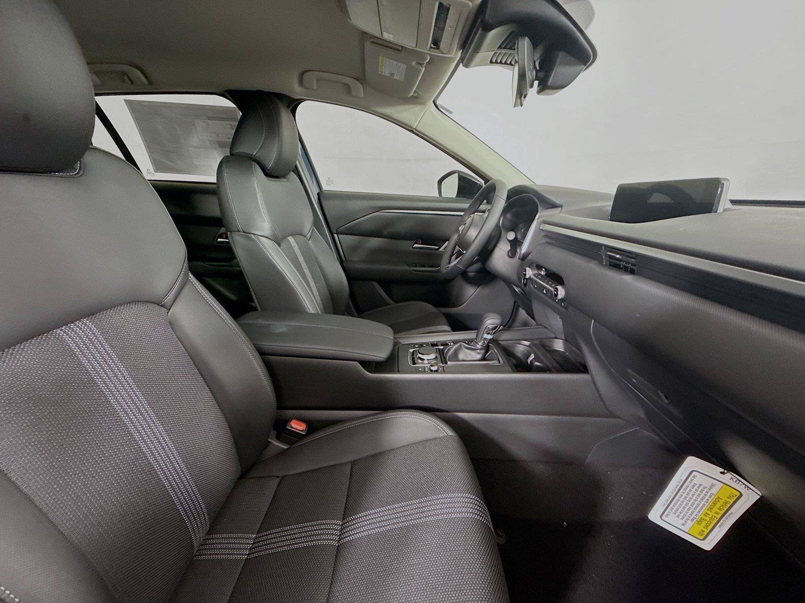 Used 2025 MAZDA CX-50 AWD 2.5 S w/ Weather Package image 42