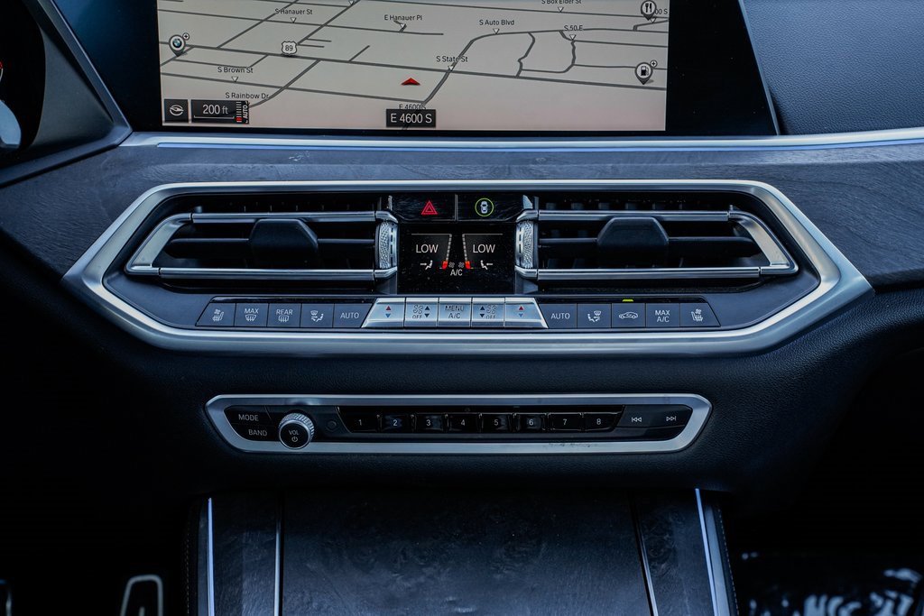 Used 2020 BMW X5 xDrive40i w/ M Sport Package image 16