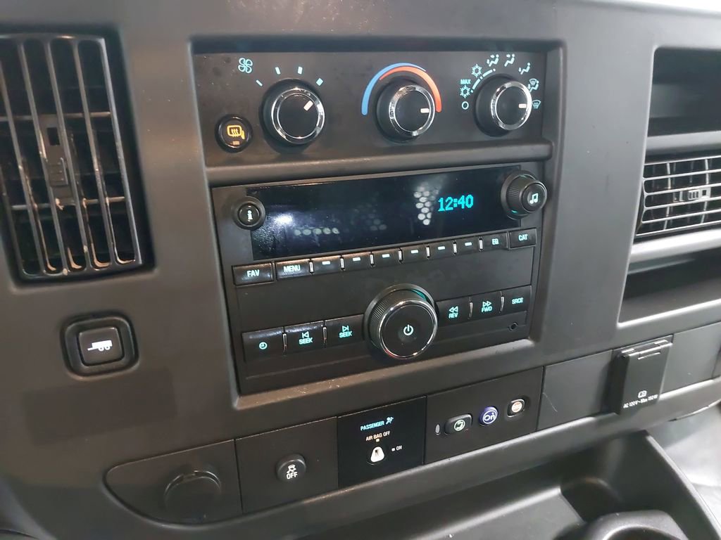 Used 2024 GMC Savana 2500 w/ Driver Convenience Package image 18