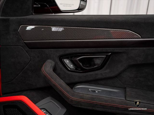 Used 2023 Lamborghini Urus Performante AWD/4WD image 47