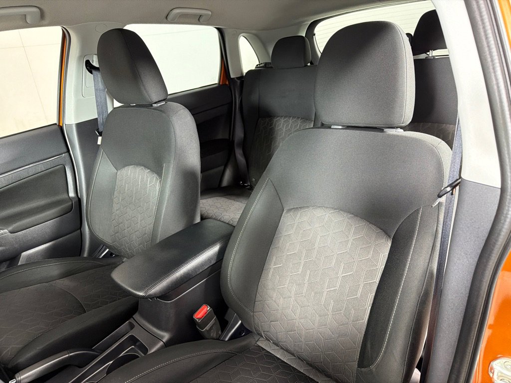 Used 2022 Mitsubishi Outlander Sport ES image 13