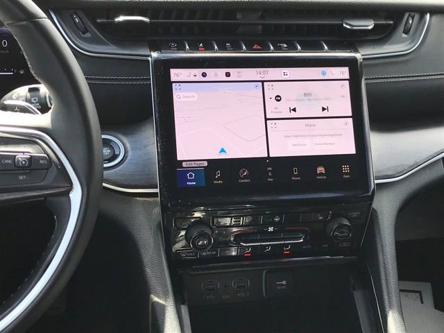 Used 2023 Jeep Grand Cherokee Limited image 8