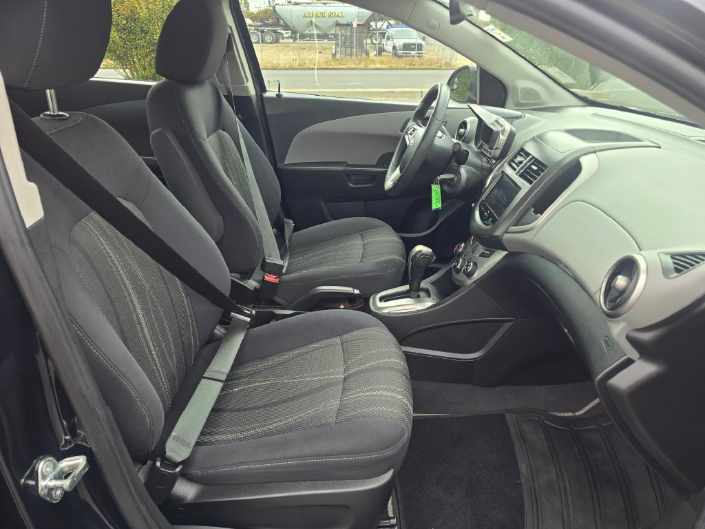 Used 2014 Chevrolet Sonic LT w/ Wheels and Fog Lamp Package FWD image 18