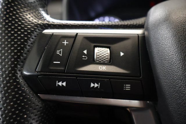 Used 2024 Mitsubishi Outlander SE AWD/4WD image 17