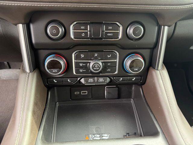 Used 2023 Chevrolet Suburban Z71 w/ Z71 Off-Road Package AWD/4WD image 44