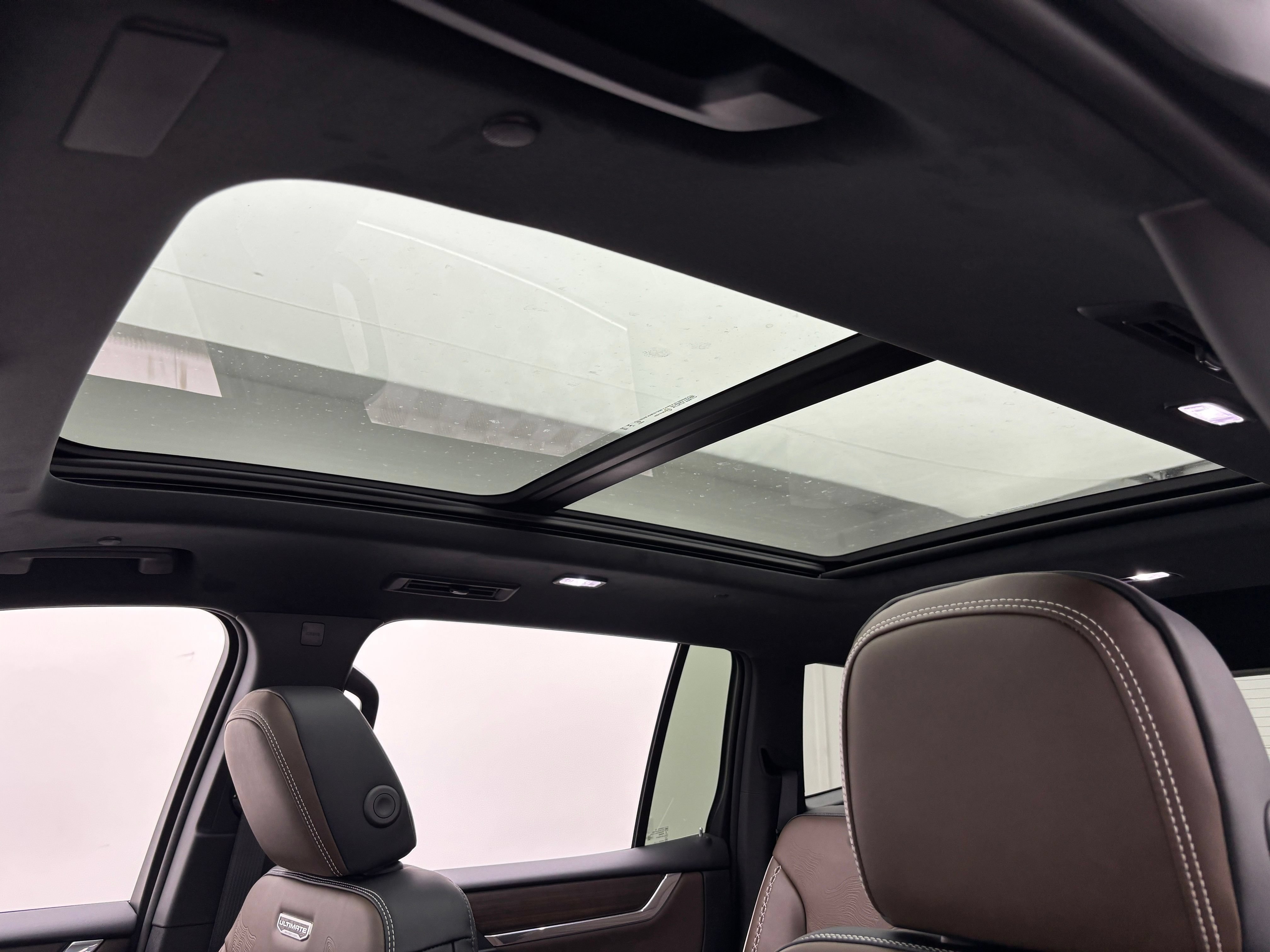 New 2026 GMC Acadia Denali Ultimate w/ LPO, Floor Liner Package AWD/4WD image 5