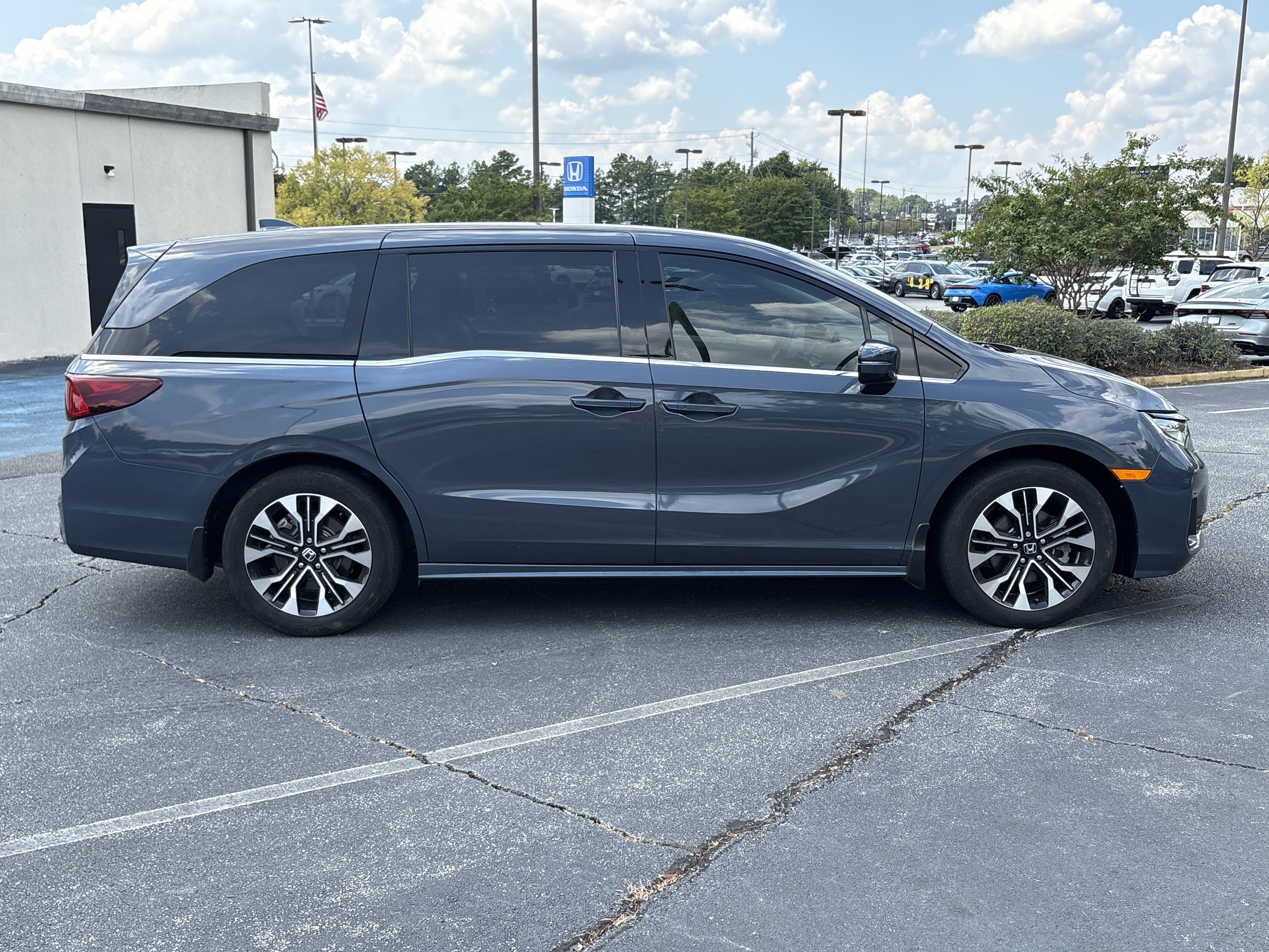 Certified 2025 Honda Odyssey Elite image 69