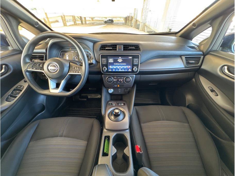 Used 2025 Nissan Leaf S FWD image 15