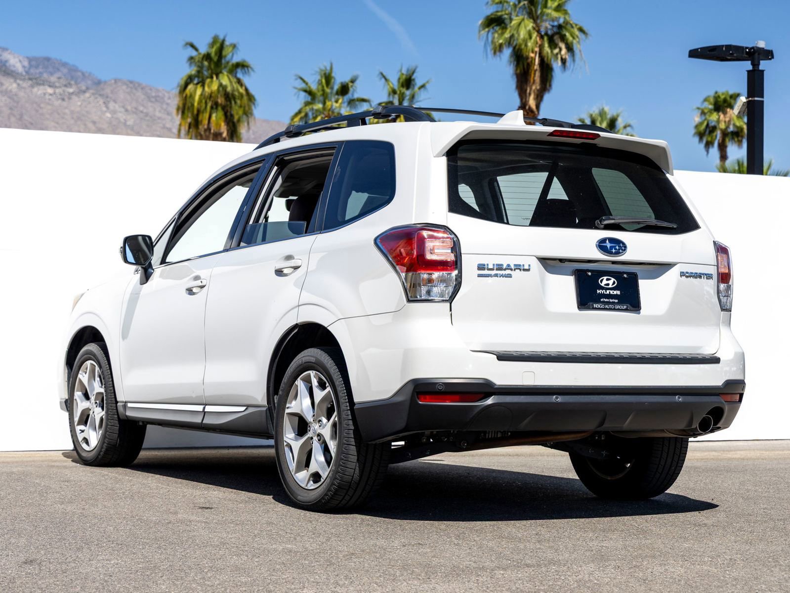 Used 2018 Subaru Forester 2.5i Touring w/ Popular Package #2 AWD/4WD image 7