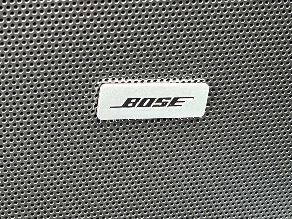 New 2025 Cadillac XT6 Luxury image 27