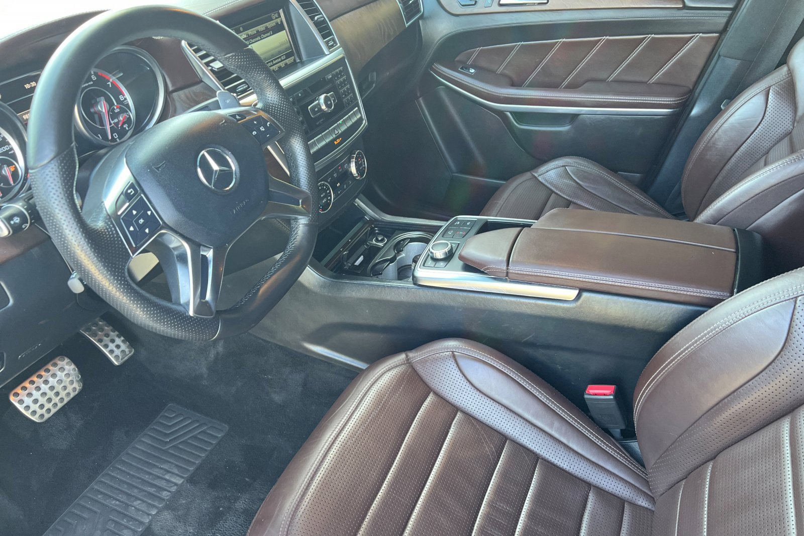 Used 2016 Mercedes-Benz GL 63 AMG 4MATIC image 10