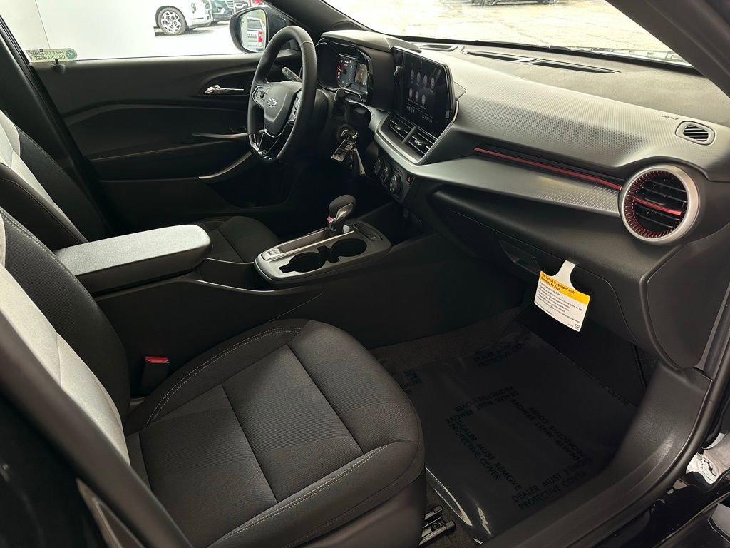 New 2026 Chevrolet Trax RS image 16