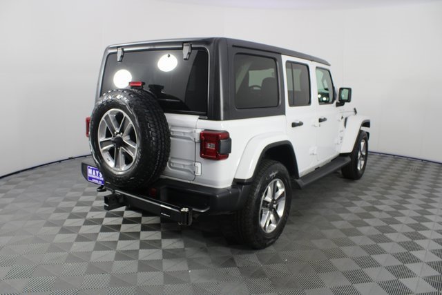 Used 2020 Jeep Wrangler Unlimited Sahara image 24