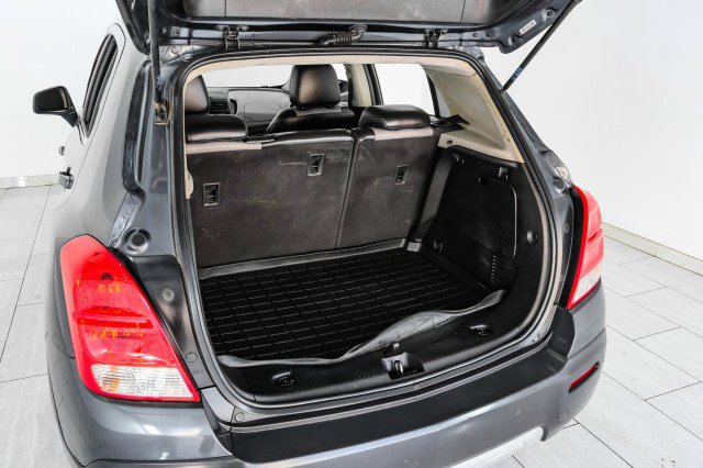 Used 2016 Chevrolet Trax LT w/ LT Convenience Package image 50