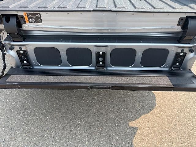 Used 2025 GMC Sierra 2500 AT4 AWD/4WD image 13